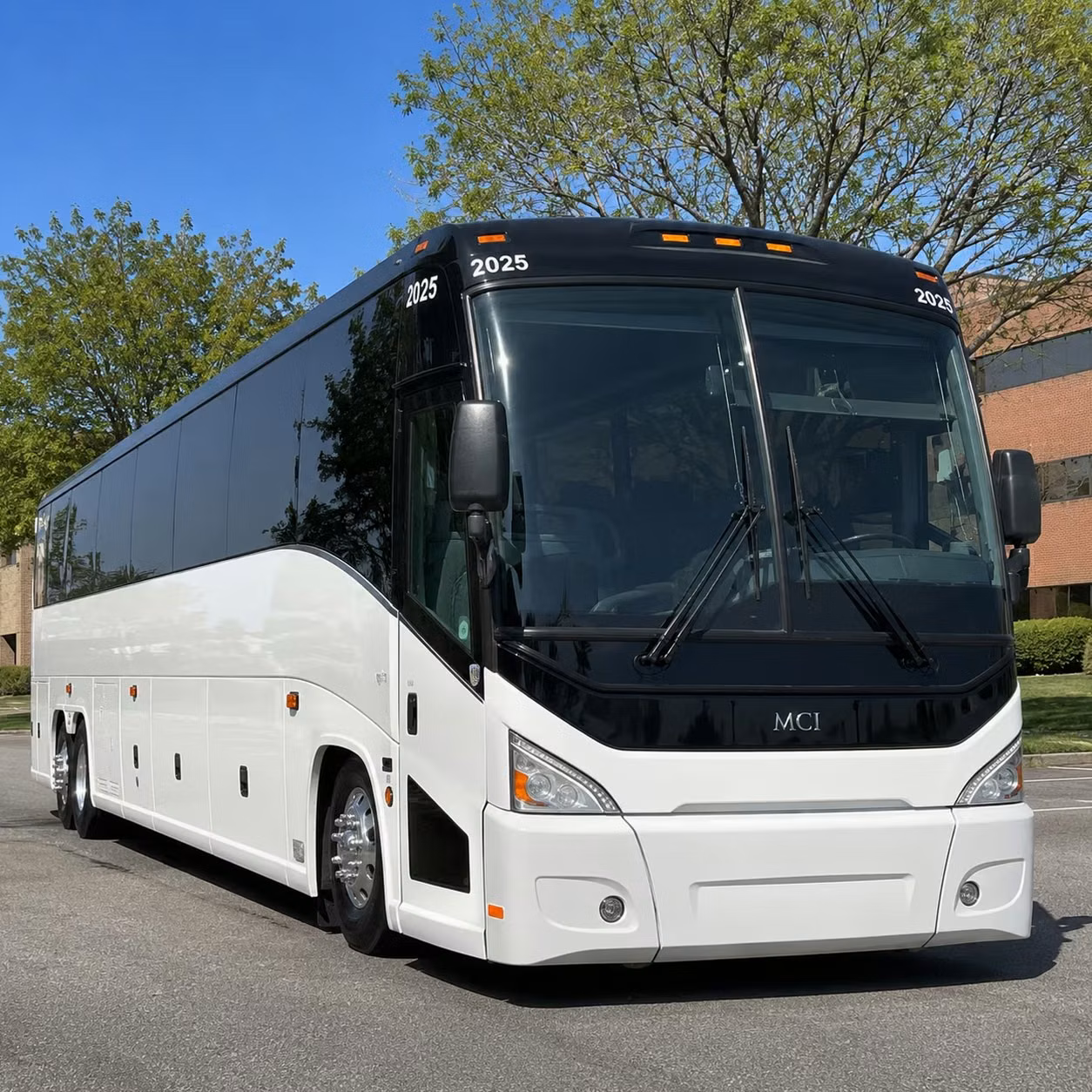 simi valley employee shuttle services for commuters and corporate campuses