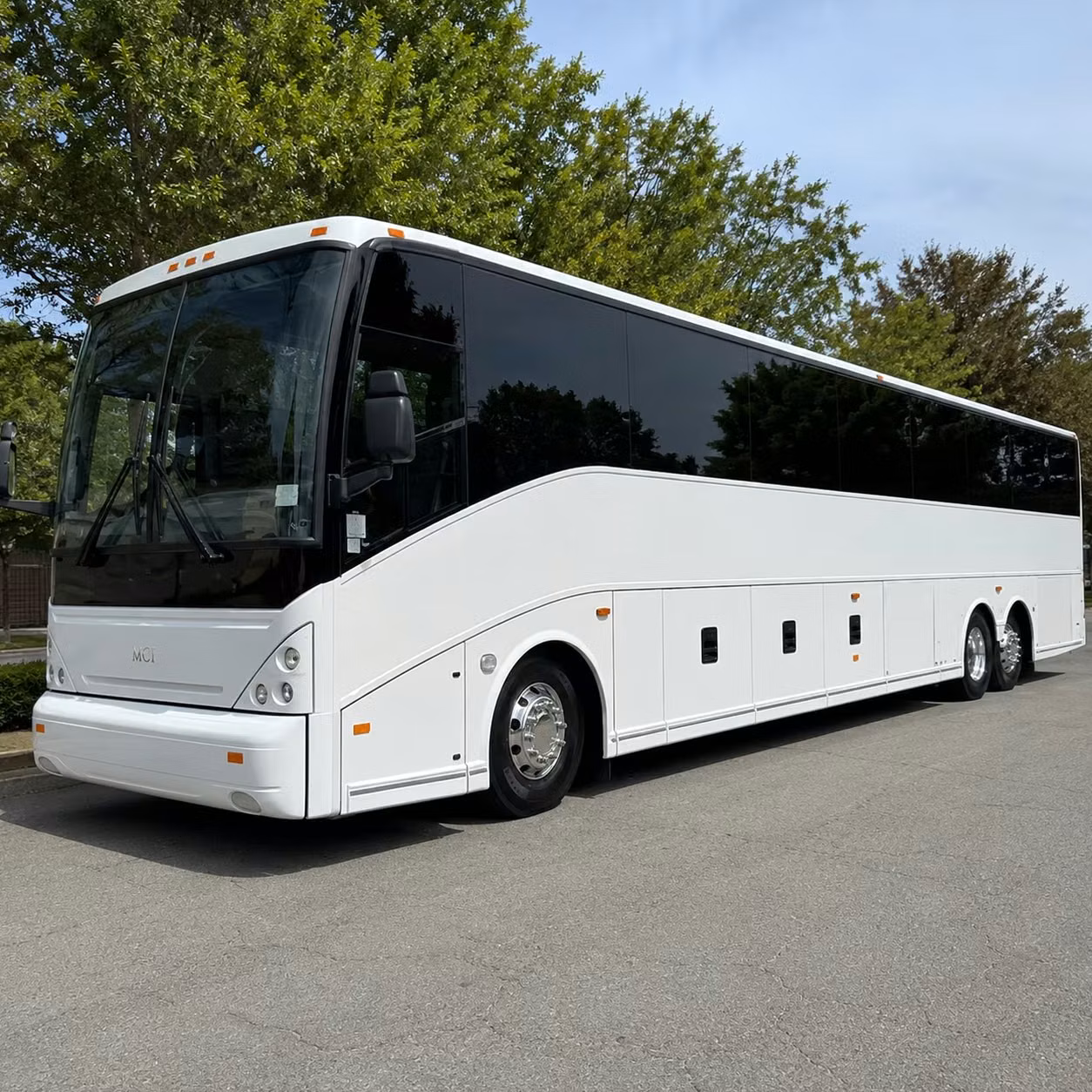 wedding parties sports teams and school groups all use simi valley airport transfers