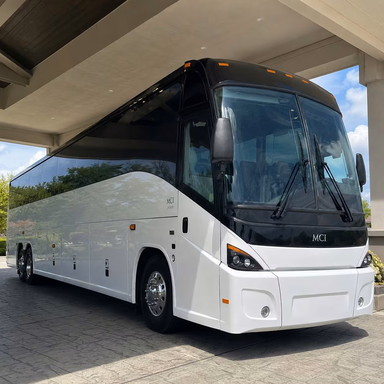 whatever your employee headcount or shift schedule there s a bus in the network ready for it