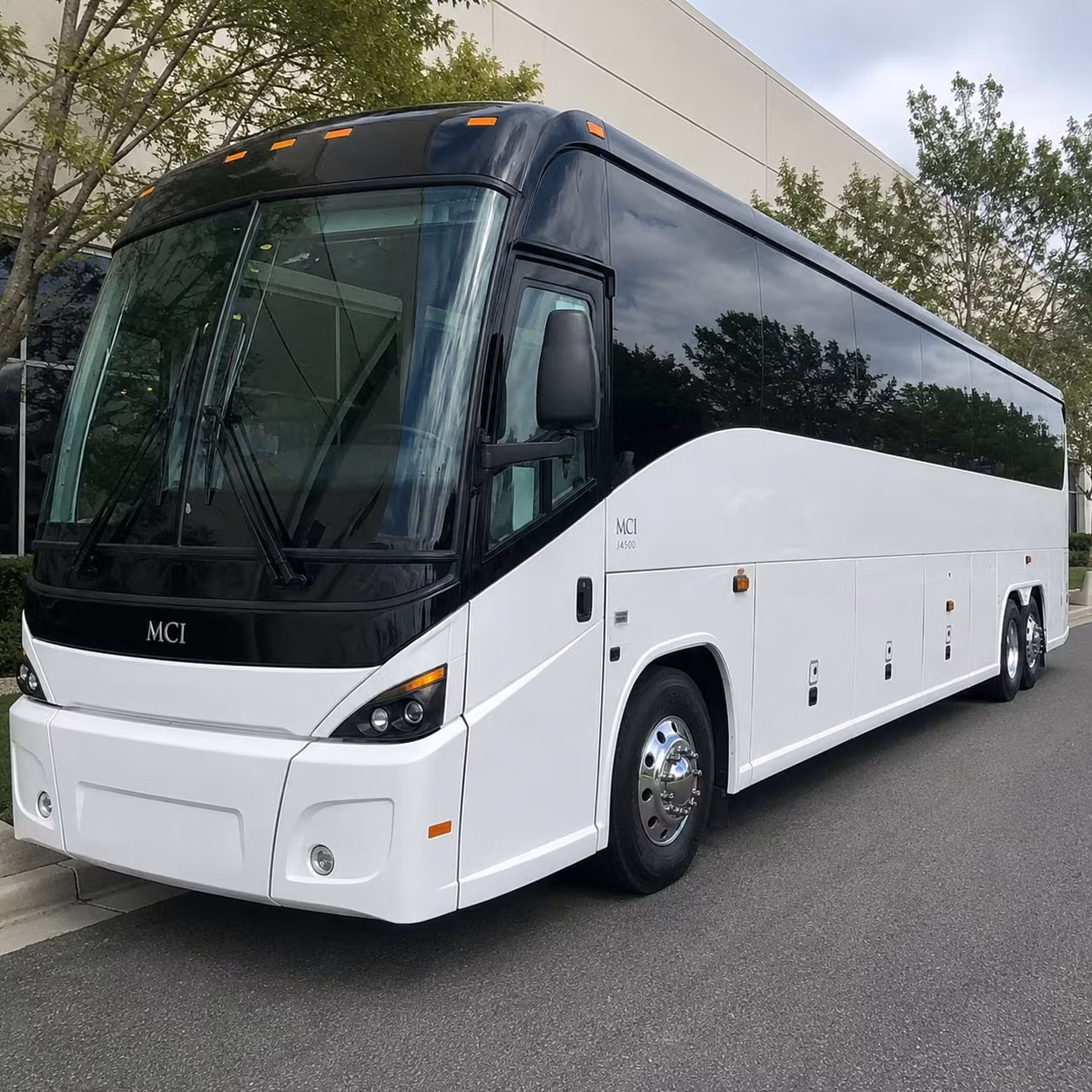 you can find and book employee transportation in simi valley and any nearby city